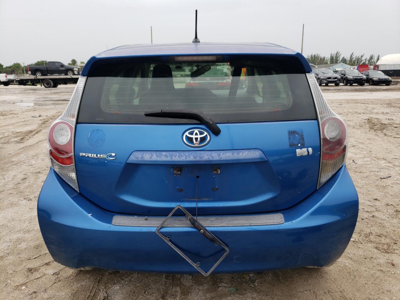 2012 Toyota Prius C VIN: JTDKDTB30C1522700 Lot: 62845614