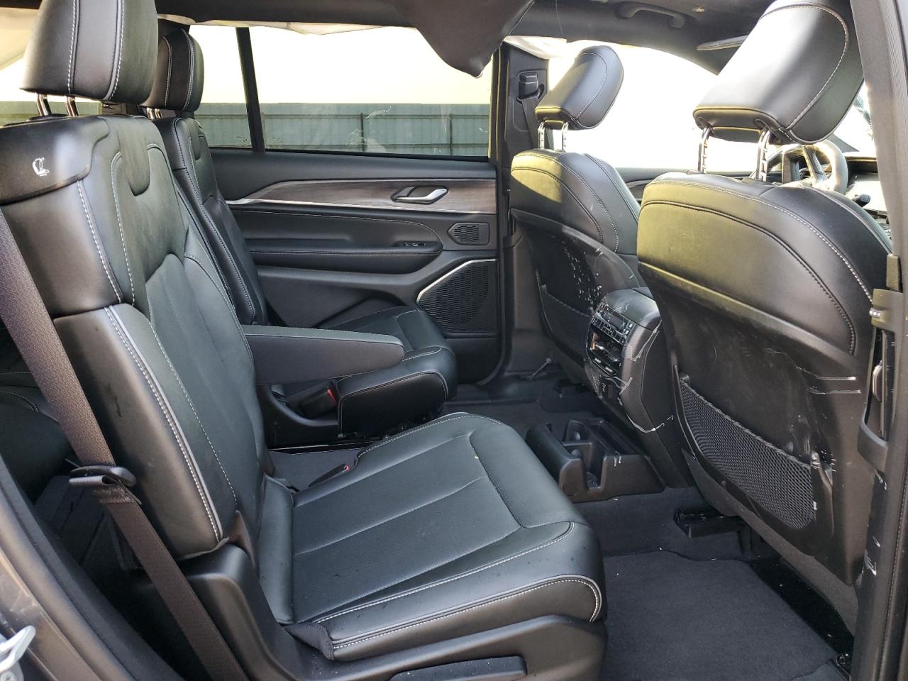 2023 Jeep Grand Cherokee L Overland VIN: 1C4RJJDG5P8818997 Lot: 62749524