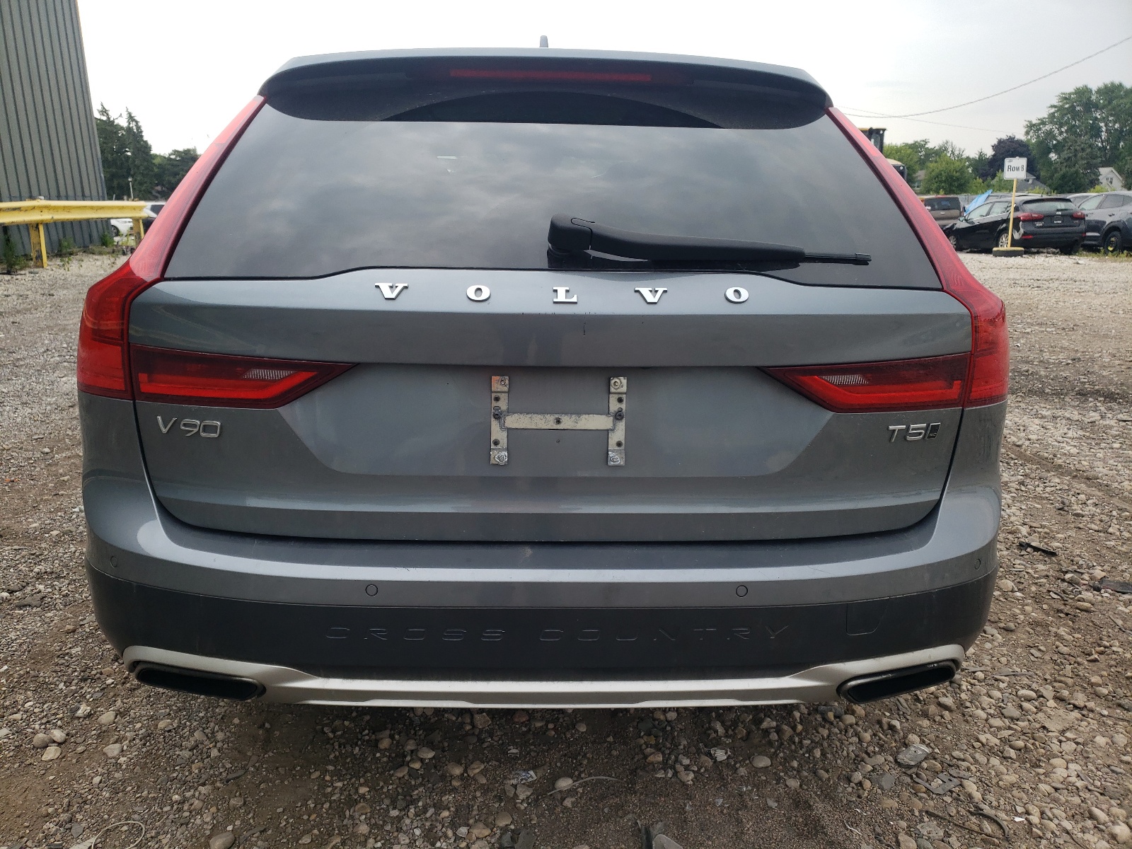 YV4102NK9J1014840 2018 Volvo V90 Cross Country T5 Momentum