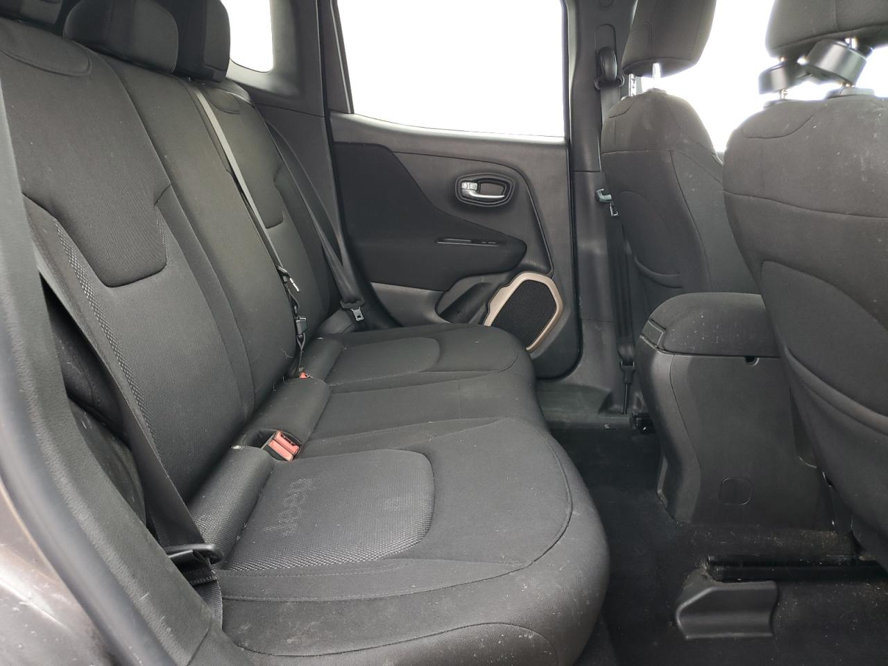 2017 Jeep Renegade Latitude VIN: ZACCJBBB0HPE64013 Lot: 63559354