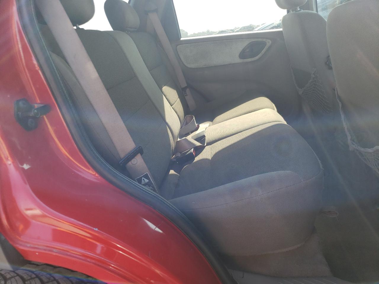 2002 Ford Escape Xlt VIN: 1FMYU04182KD95848 Lot: 63108114