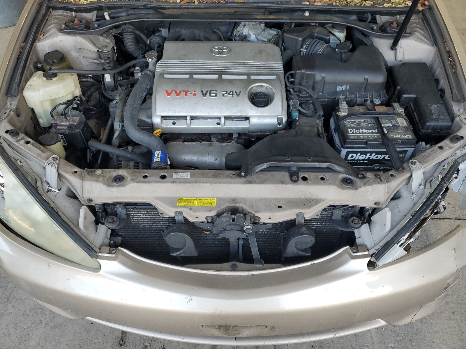 4T1BF32K35U607559 2005 Toyota Camry Le