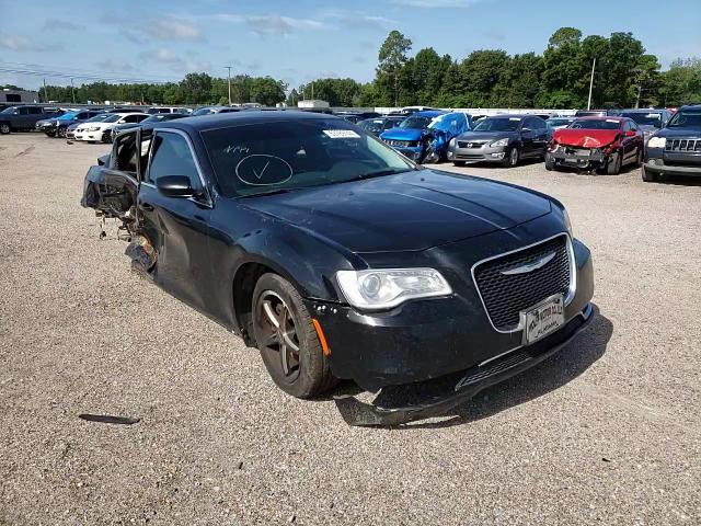 2015 Chrysler 300 Limited VIN: 2C3CCAAG2FH893562 Lot: 63789744