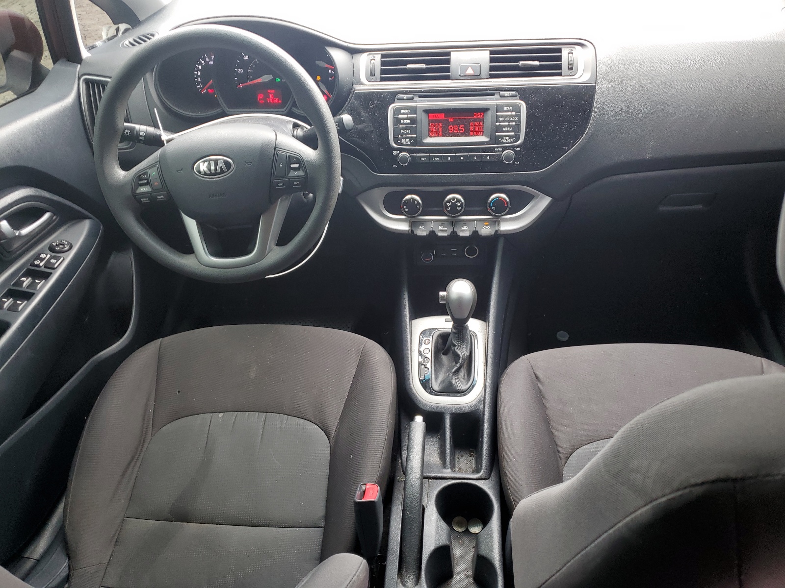 KNADM4A31H6012041 2017 Kia Rio Lx