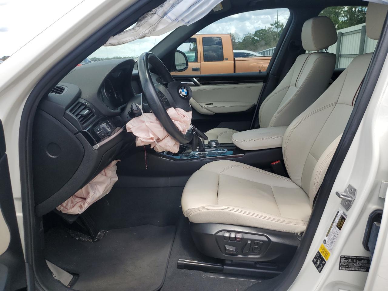 2016 BMW X3 xDrive28I VIN: 5UXWX9C52G0D93920 Lot: 61639094