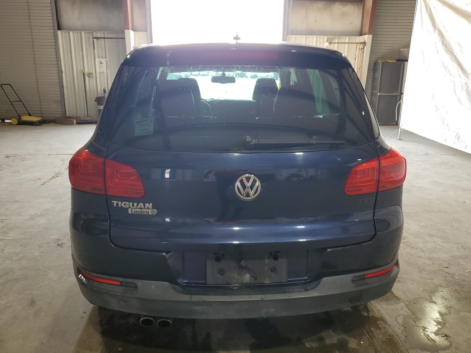 WVGAV7AX9CW575141 2012 Volkswagen Tiguan S