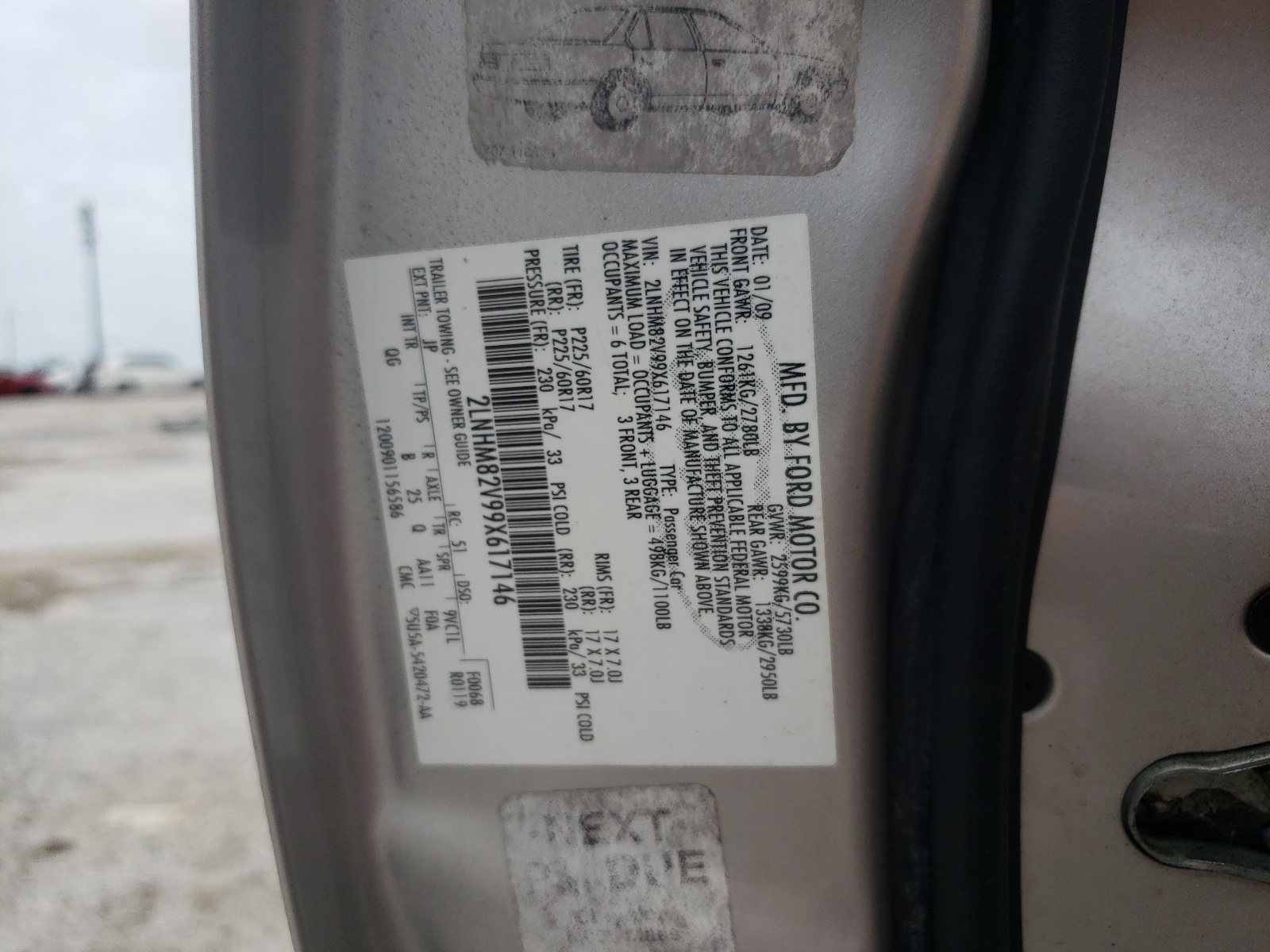 2LNHM82V99X617146 2009 Lincoln Town Car Signature Limited