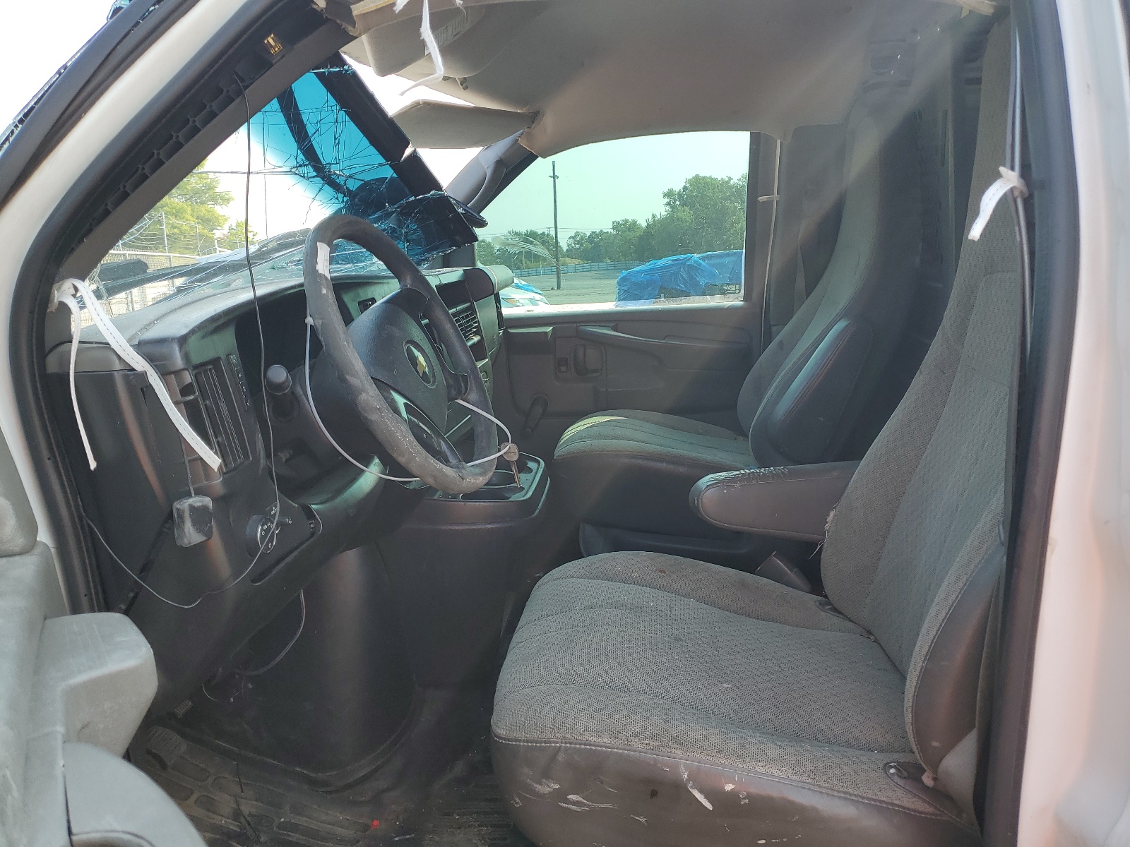 1GCUGADX9A1171383 2010 Chevrolet Express G1500