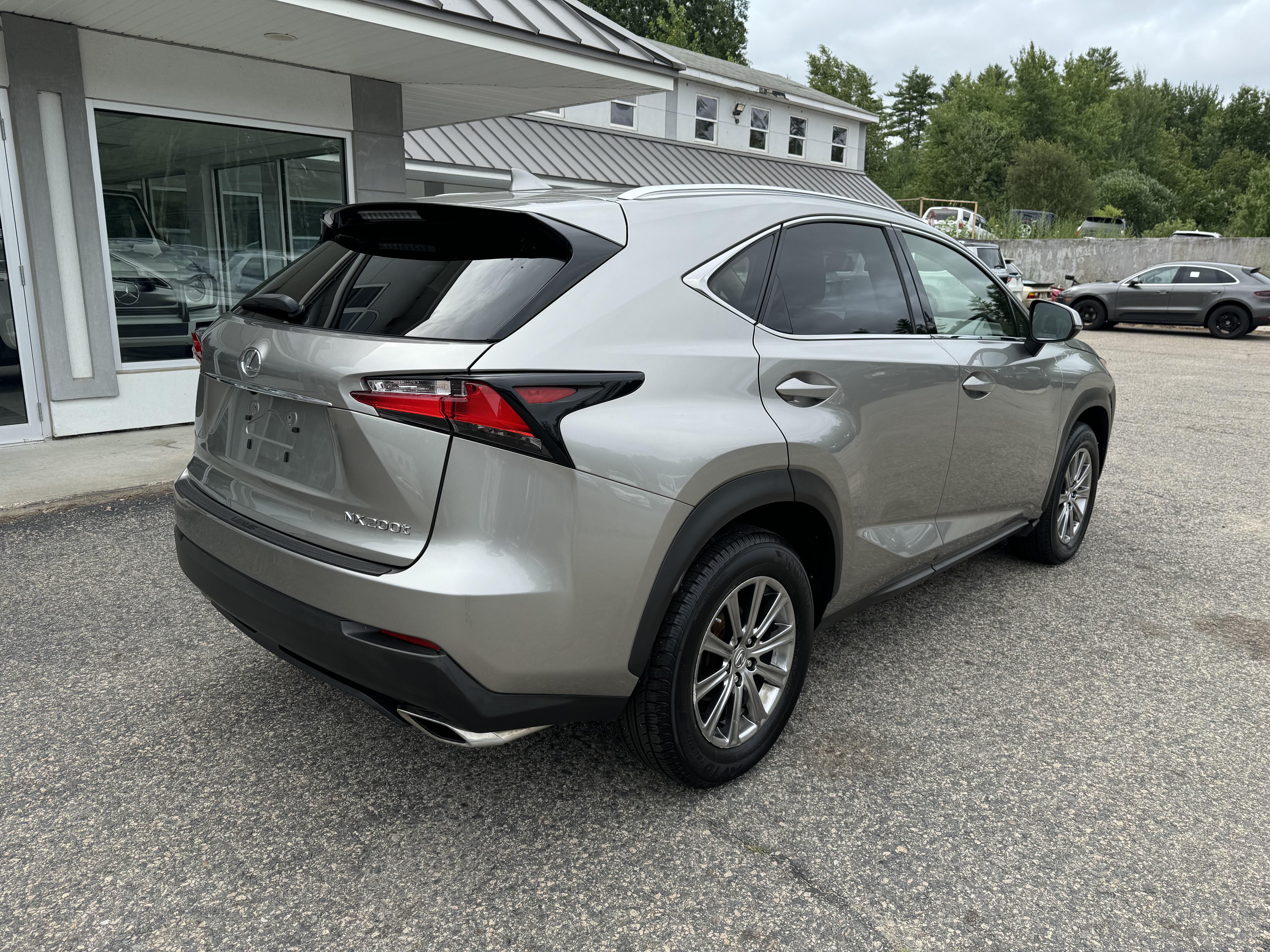 2017 Lexus Nx 200T/Base/F Sport vin: JTJBARBZ0H2145591