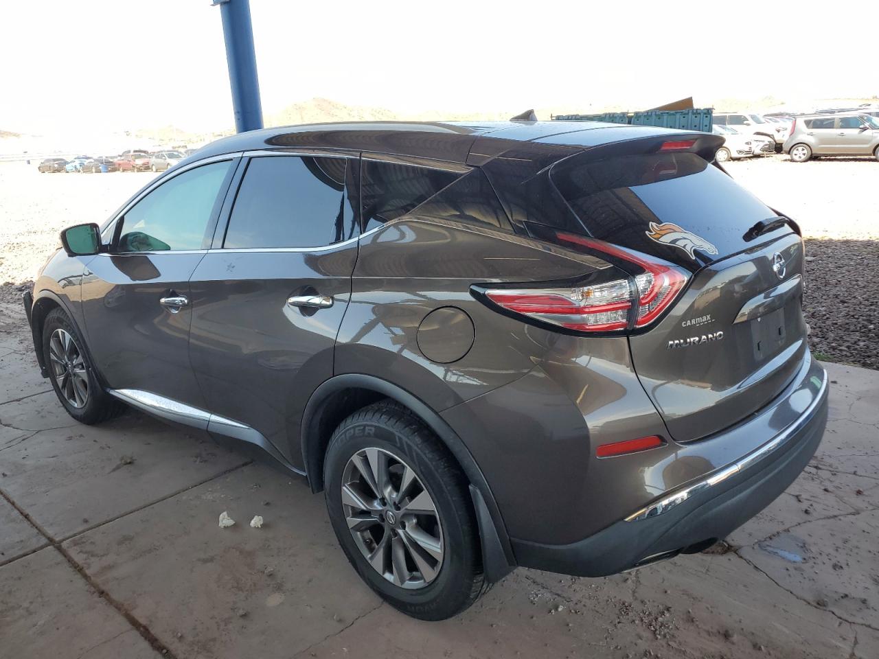 2016 Nissan Murano - Image 2