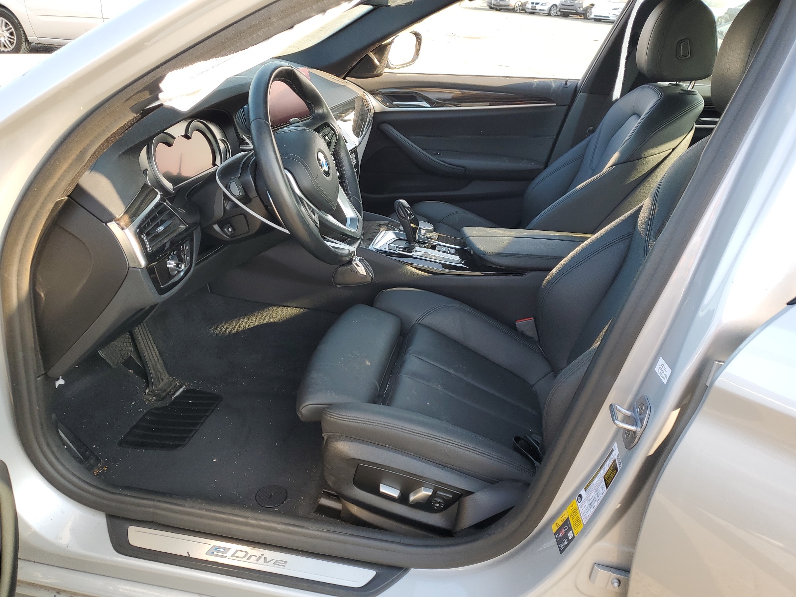 WBAJA9C58KB254248 2019 BMW 530E