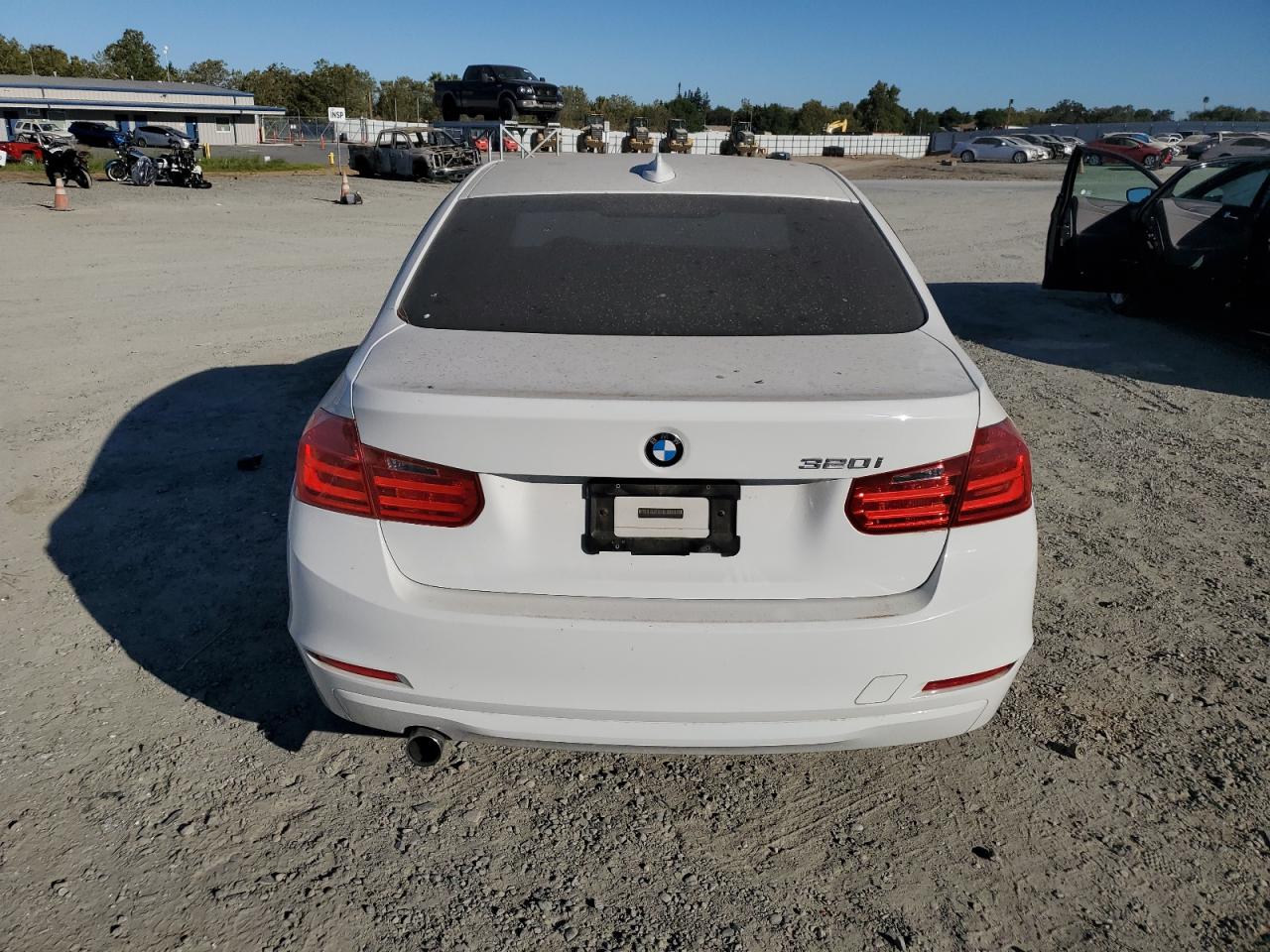 2014 BMW 320 I VIN: WBA3B1G55ENS77099 Lot: 64474864