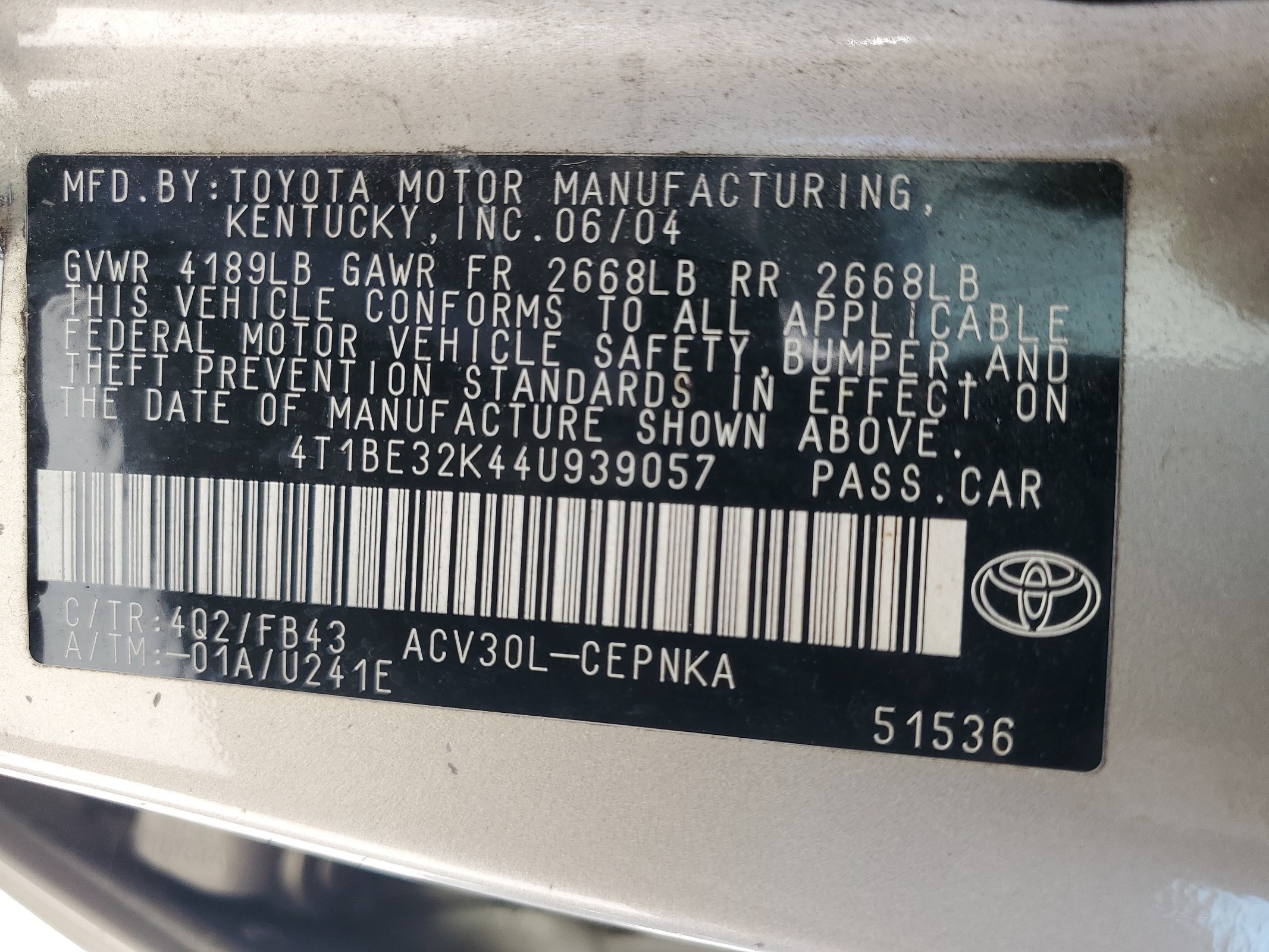 4T1BE32K44U939057 2004 Toyota Camry Le