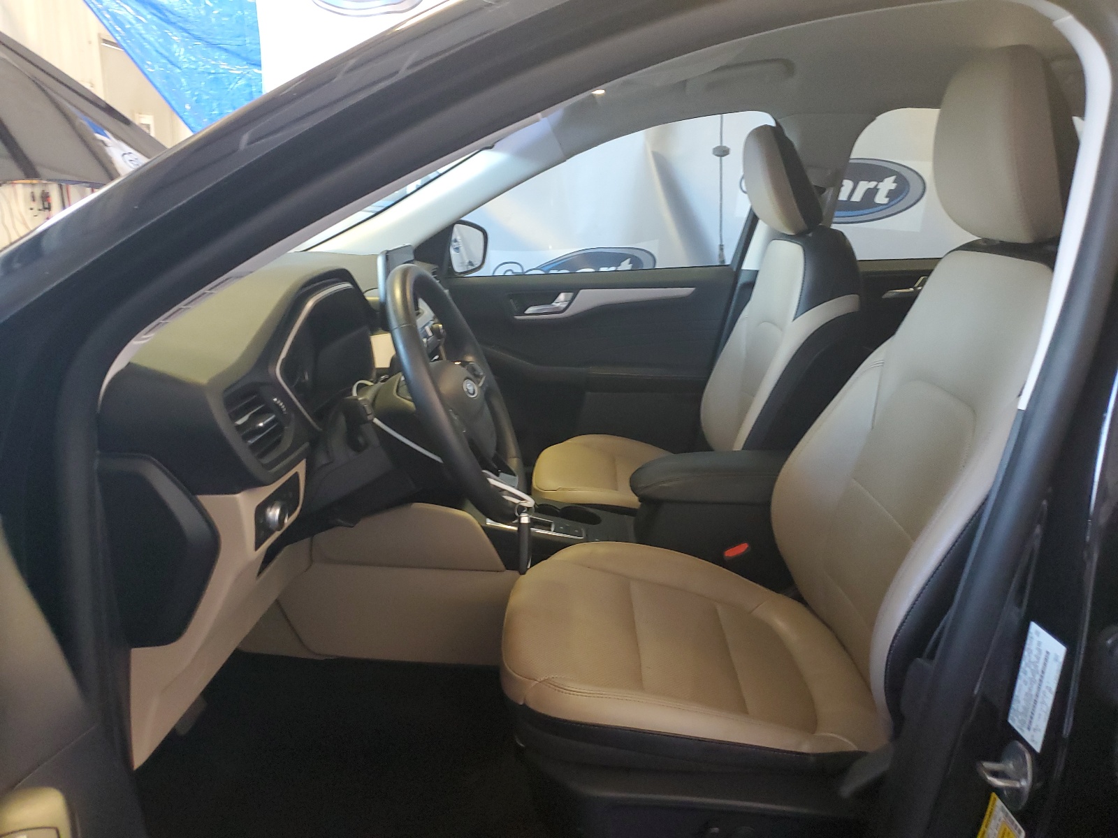 1FMCU0CZ2NUA13985 2022 Ford Escape Sel