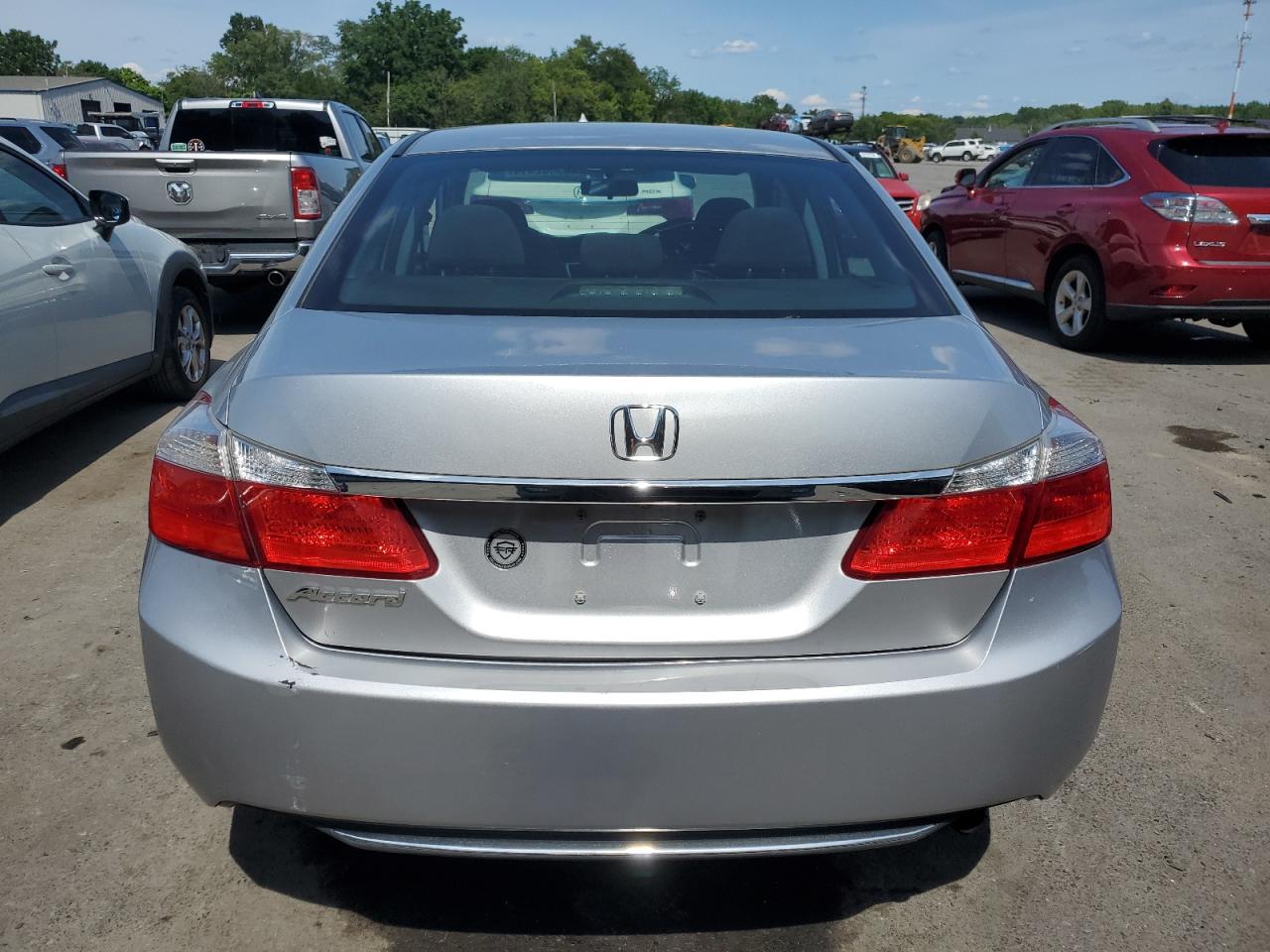 VIN 1HGCR2F30DA123511 2013 HONDA ACCORD no.6