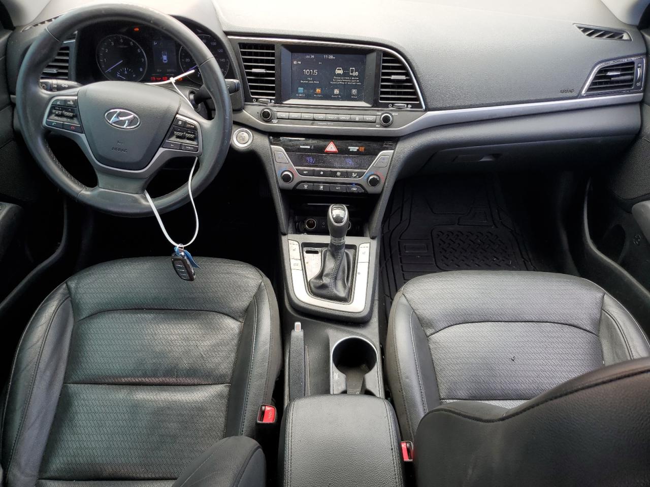 2017 Hyundai Elantra Se VIN: 5NPD84LF1HH028390 Lot: 63675734