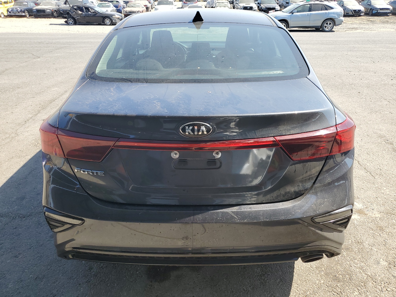 3KPF24ADXME306665 2021 Kia Forte Fe