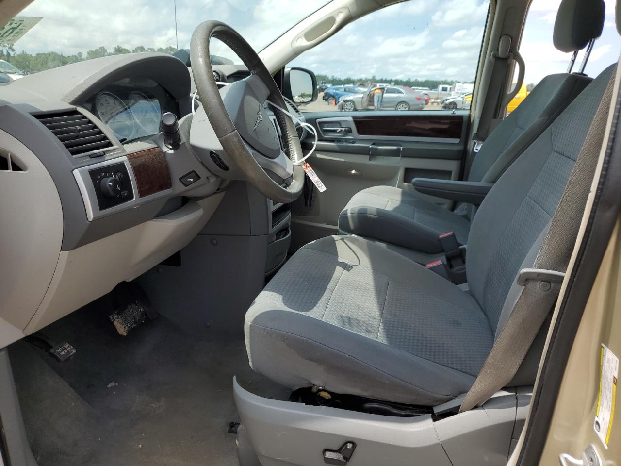 2010 Chrysler Town & Country Touring VIN: 2A4RR5D18AR491433 Lot: 63902474