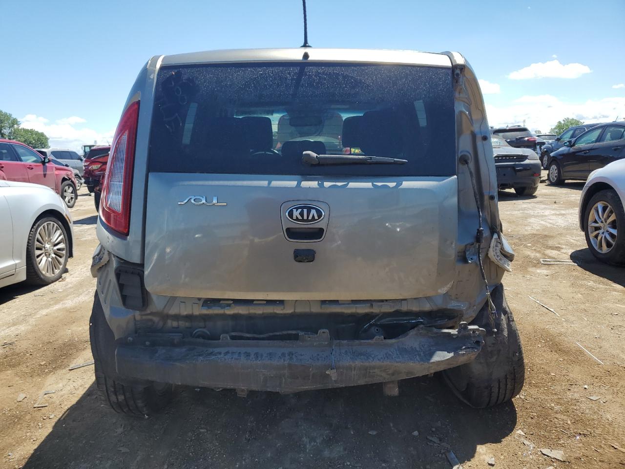 2013 Kia Soul + VIN: KNDJT2A66D7488717 Lot: 61918844