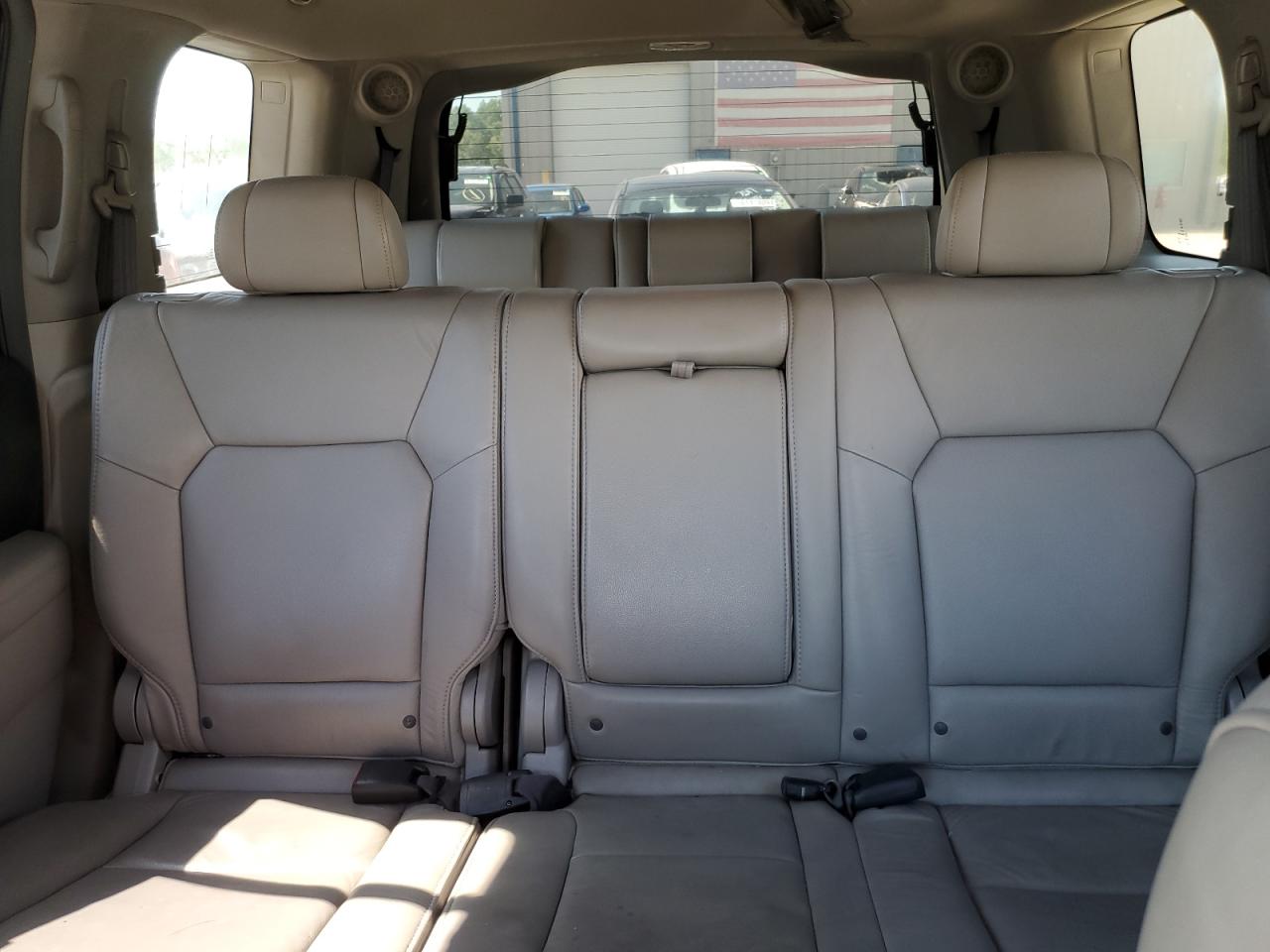 2010 Honda Pilot Touring VIN: 5FNYF4H88AB027887 Lot: 61683244