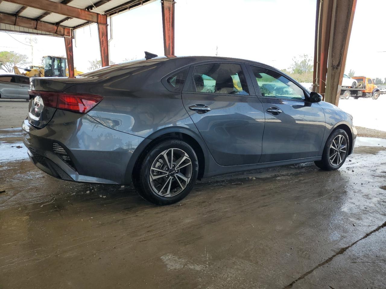 2024 Kia Forte - Image 3