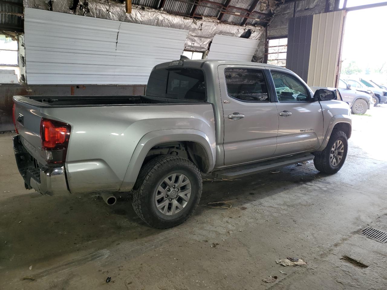 2018 Toyota Tacoma - Image 3