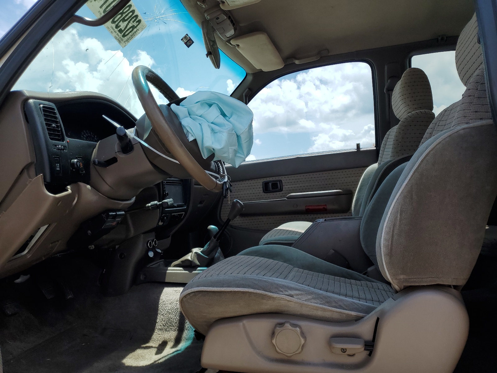 4TAWN74N0XZ459220 1999 Toyota Tacoma Xtracab Limited