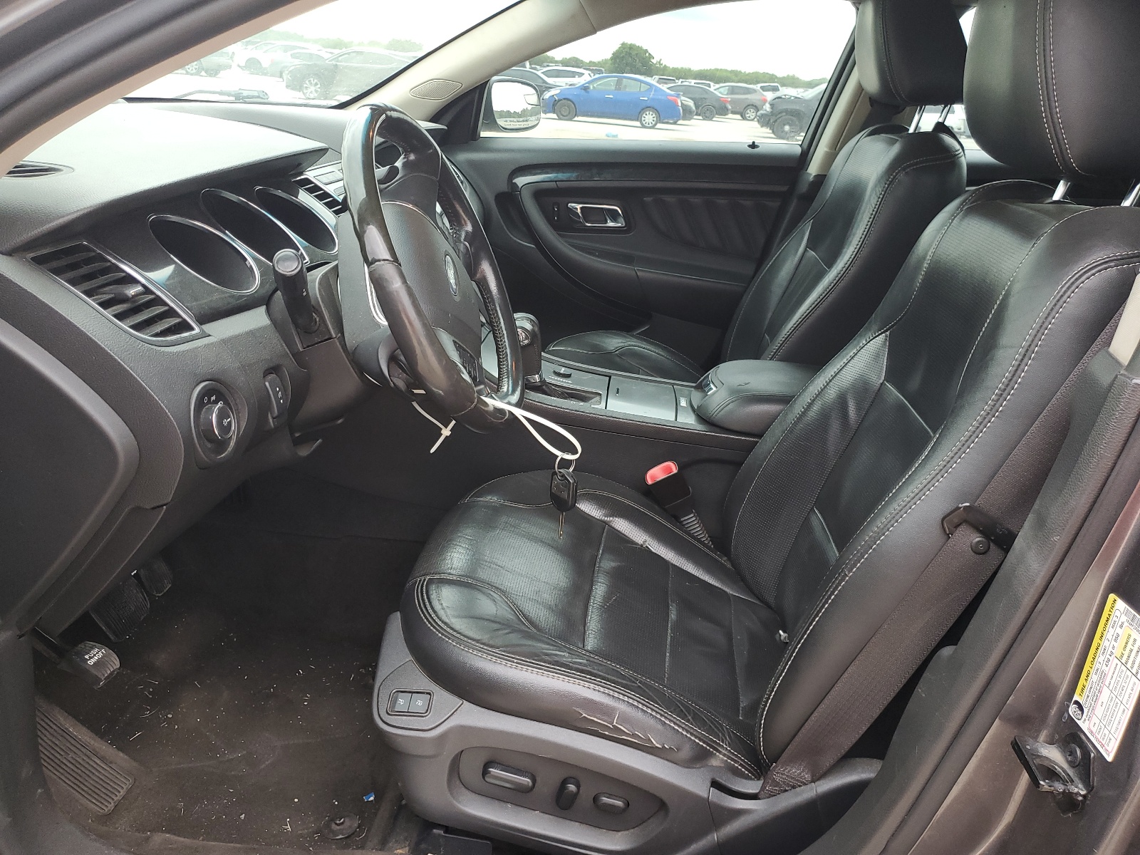 1FAHP2FW0CG141979 2012 Ford Taurus Limited