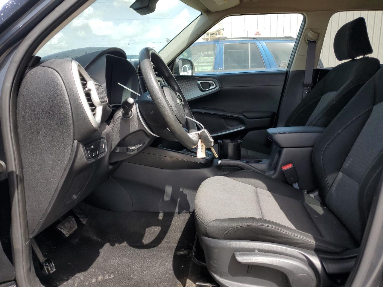 2020 Kia Soul Lx VIN: KNDJ23AUXL7058677 Lot: 64258664