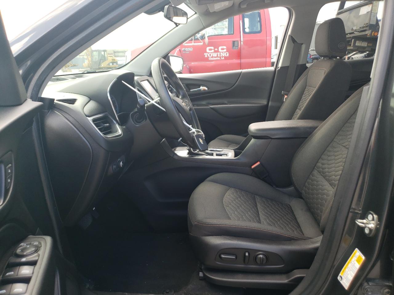 2018 Chevrolet Equinox Lt VIN: 2GNAXJEVXJ6229067 Lot: 64150424