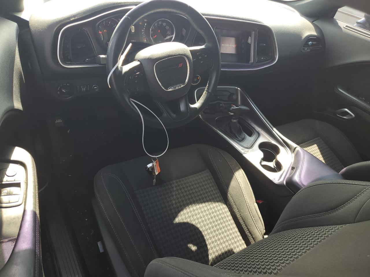 2C3CDZAG2GH284968 2016 Dodge Challenger Sxt