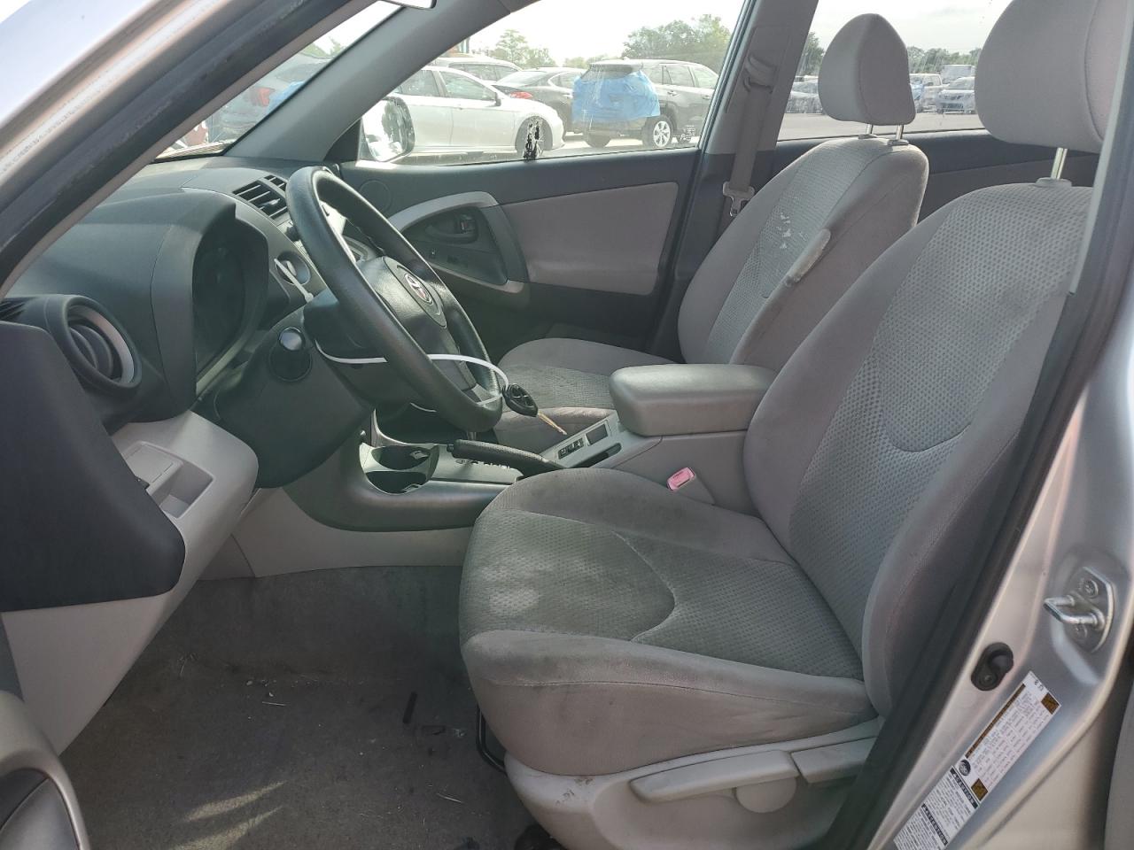 2006 Toyota Rav4 VIN: JTMBD33V266019290 Lot: 63936144