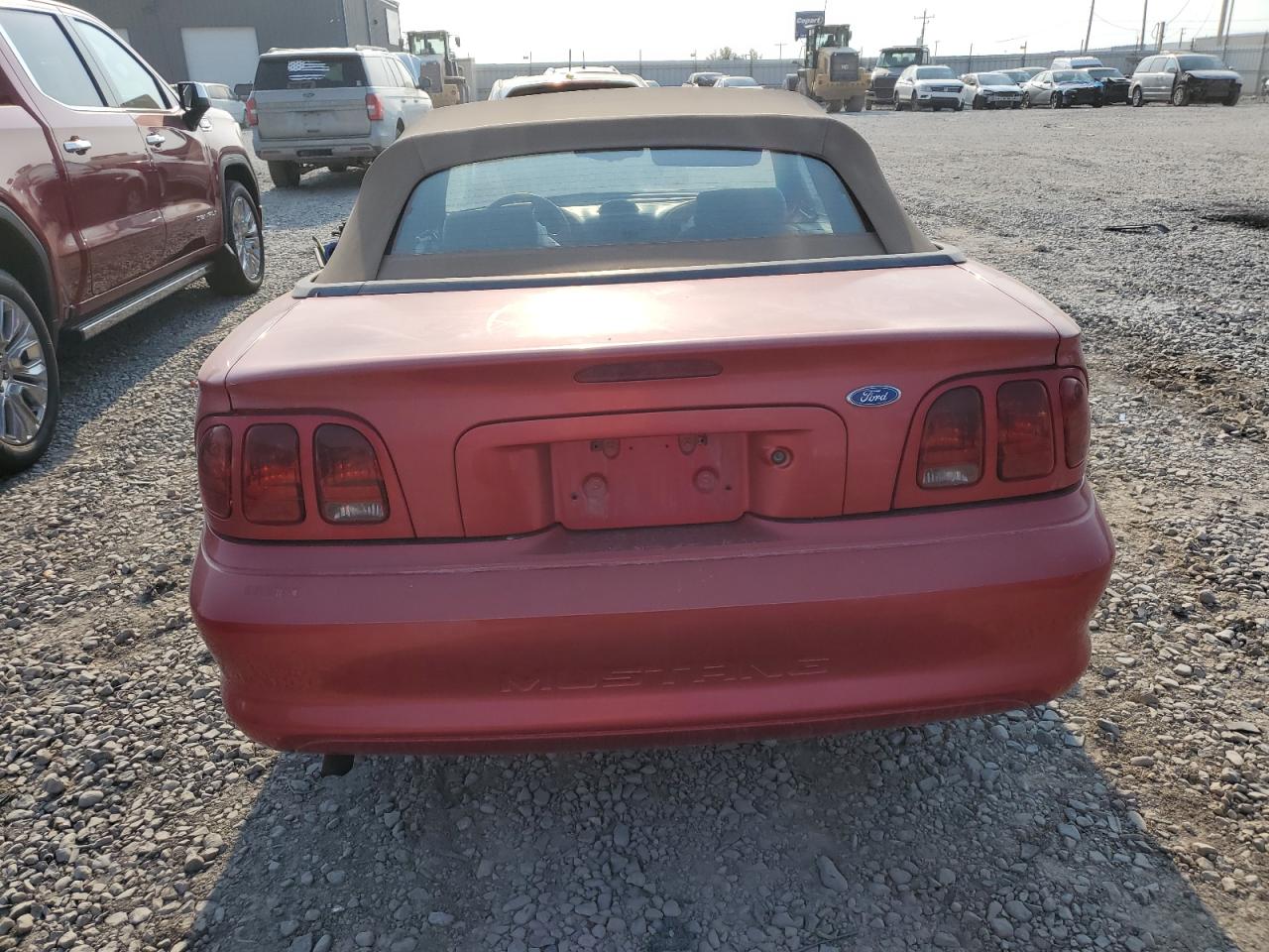 1996 Ford Mustang VIN: 1FALP4443TF215053 Lot: 63750144