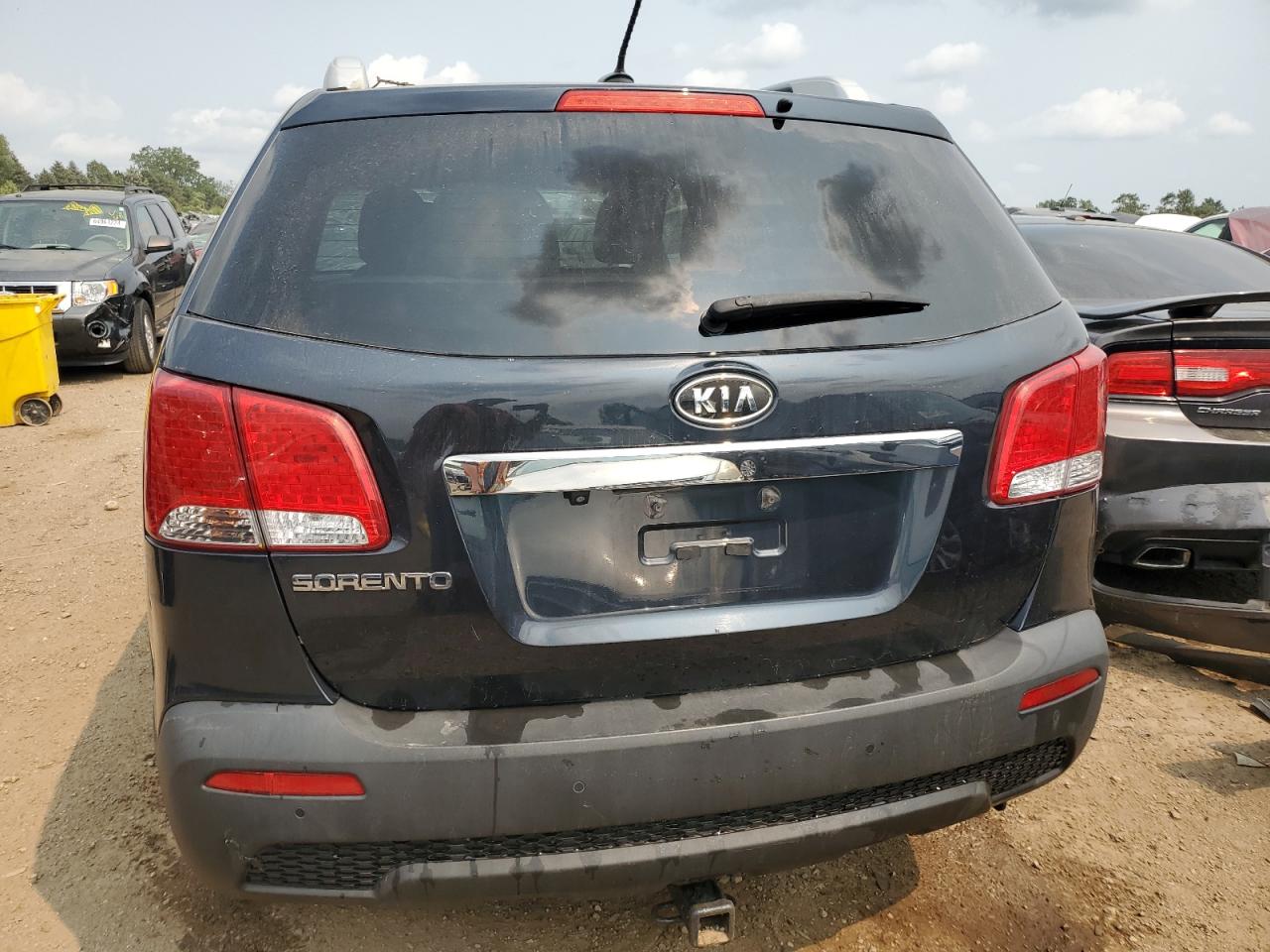 2012 Kia Sorento Base VIN: 5XYKTDA6XCG275688 Lot: 63566494