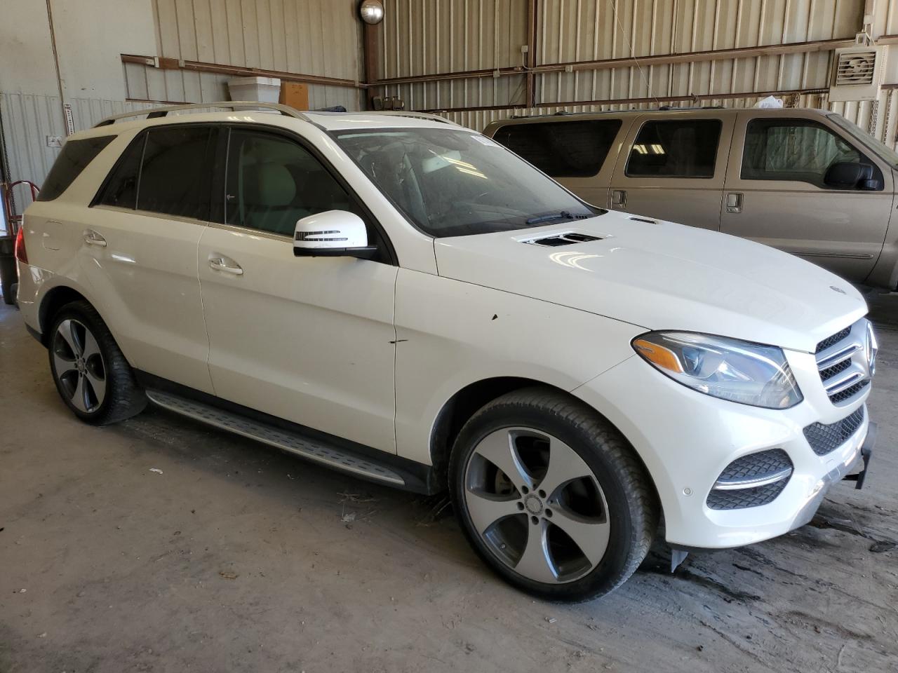 VIN 4JGDA5JB5GA764809 2016 MERCEDES-BENZ GLE-CLASS no.4