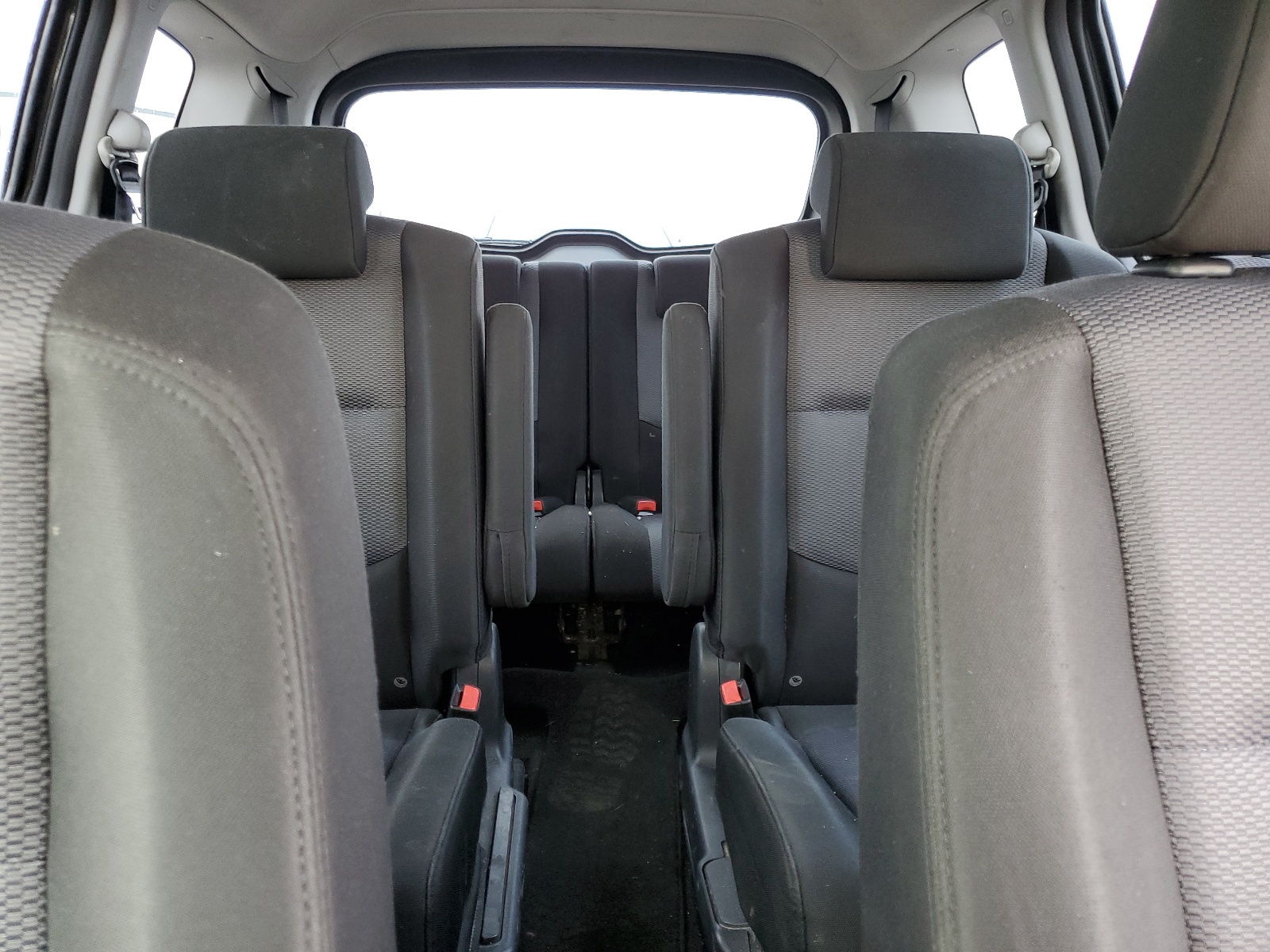 JM1CR293960126961 2006 Mazda 5