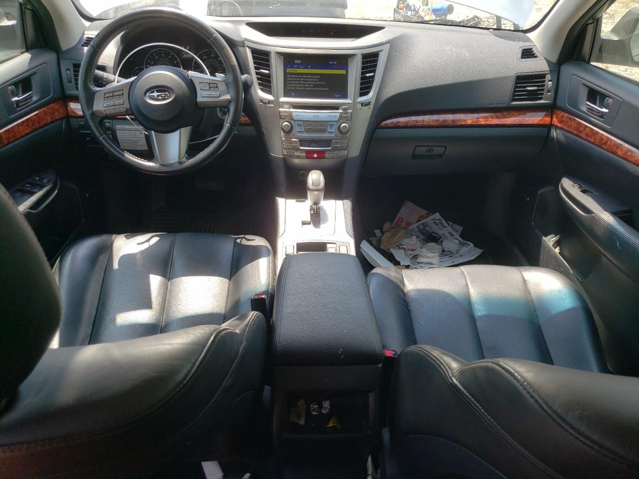 2011 Subaru Outback - Image 8