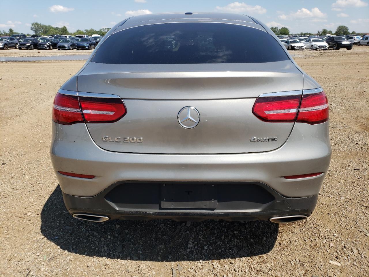 WDC0J4KB2KF569428 2019 Mercedes-Benz Glc Coupe 300 4Matic