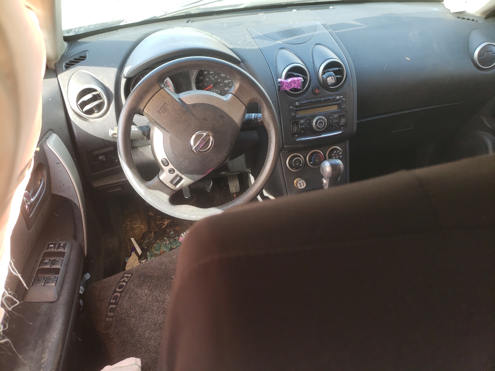 JN8AS5MT3BW173676 2011 Nissan Rogue S