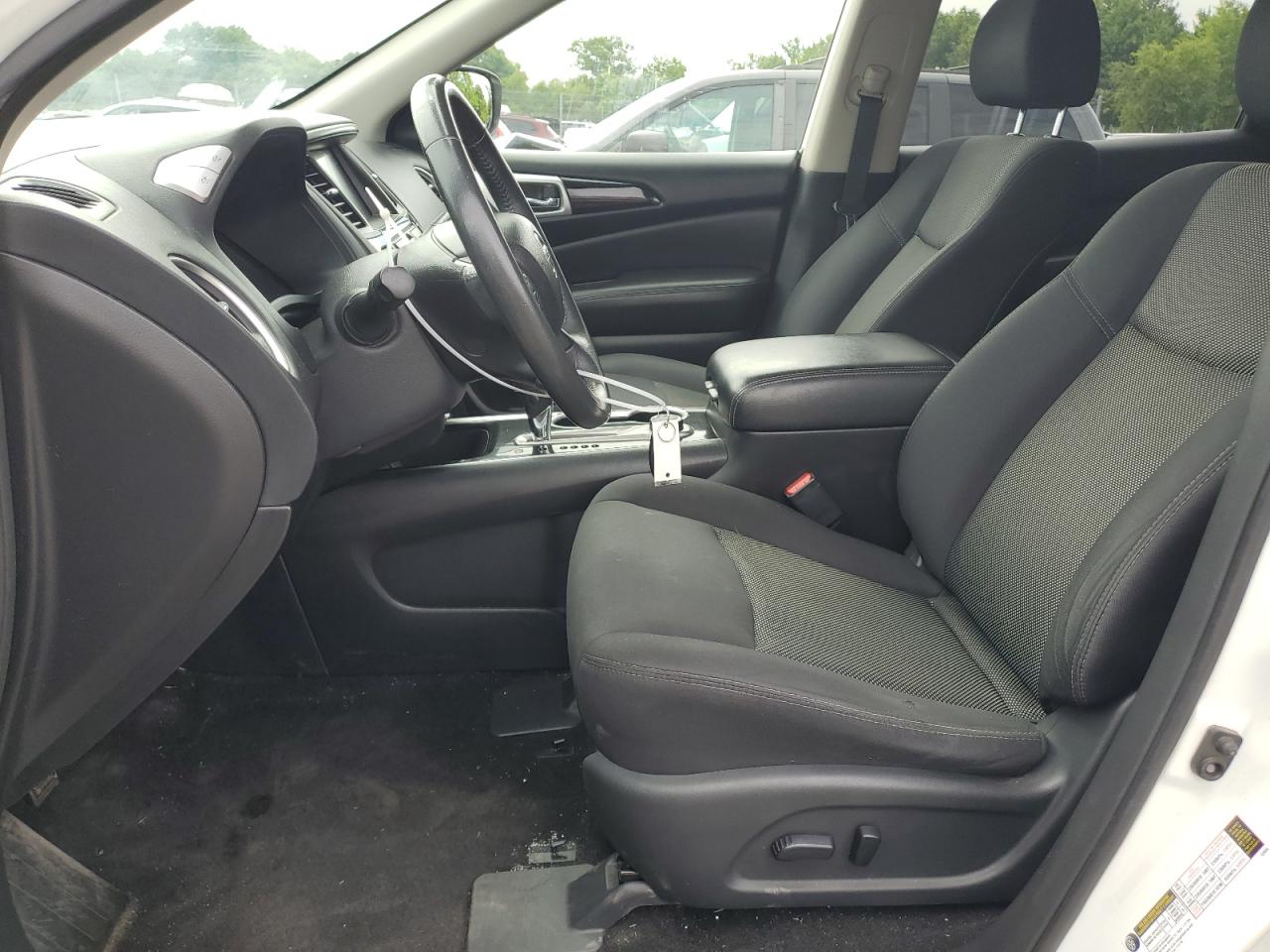 2018 Nissan Pathfinder S VIN: 5N1DR2MM8JC606979 Lot: 63436914