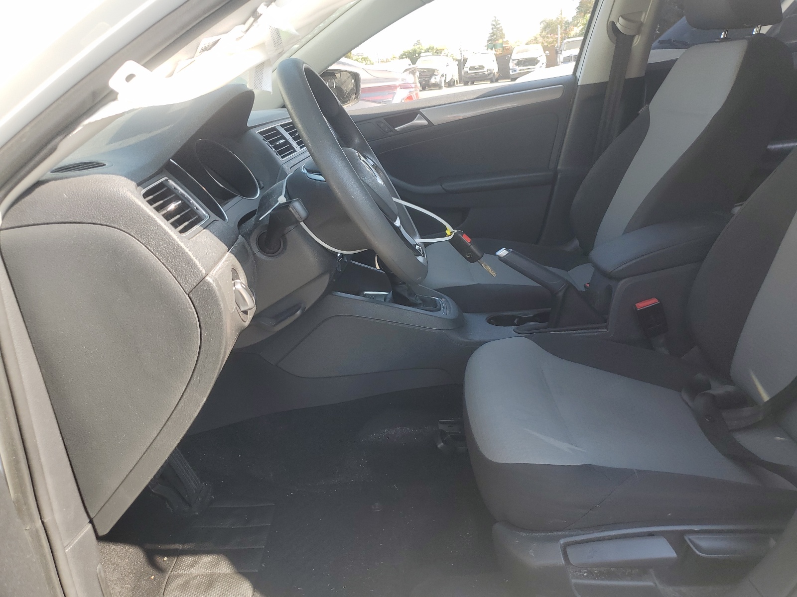 3VW2B7AJ6HM324031 2017 Volkswagen Jetta S