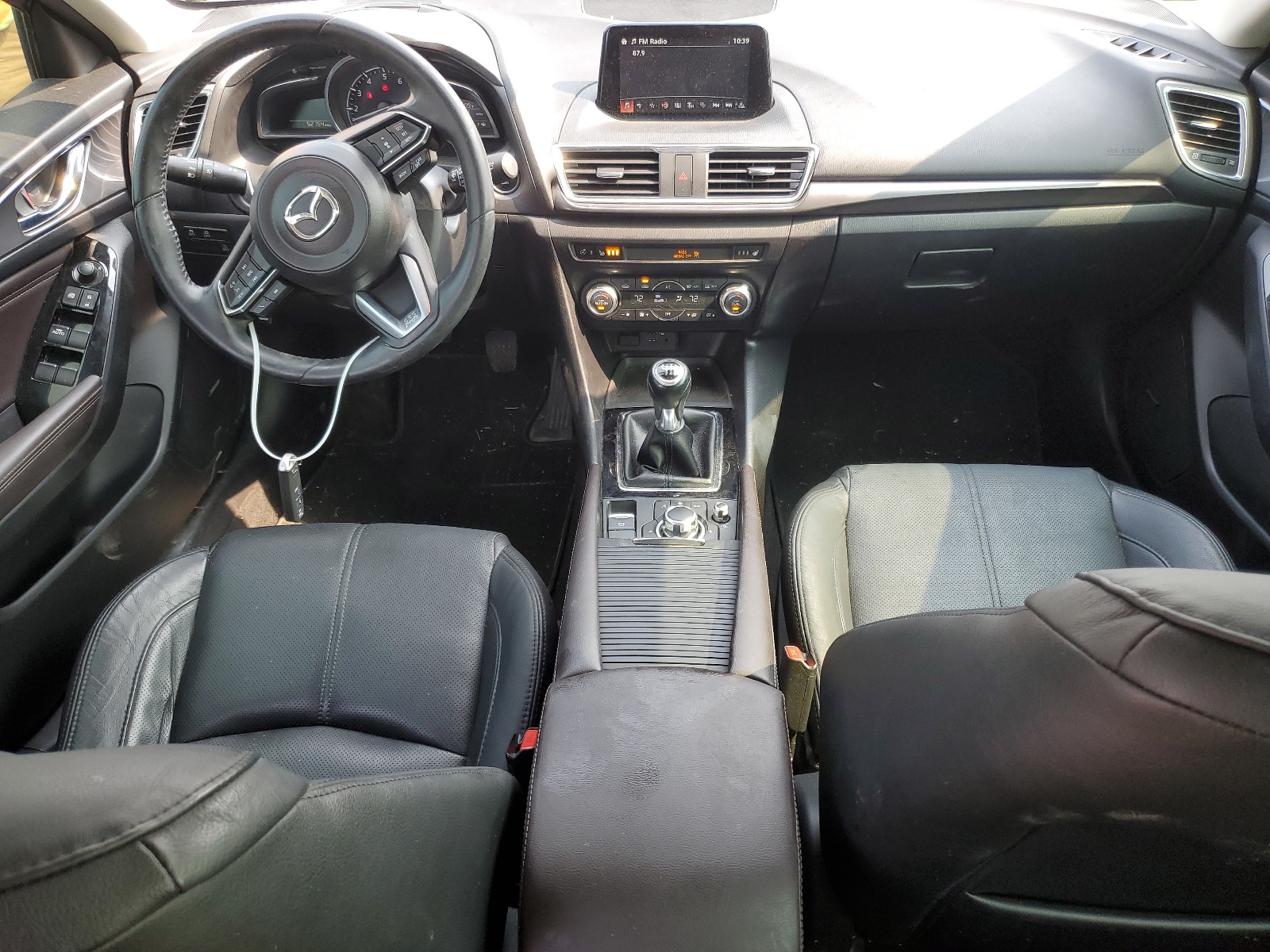 3MZBN1M38JM173779 2018 Mazda 3 Grand Touring