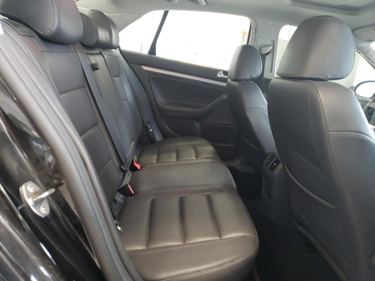 2008 Volkswagen Jetta Se VIN: 3VWRM71K48M151398 Lot: 64028354