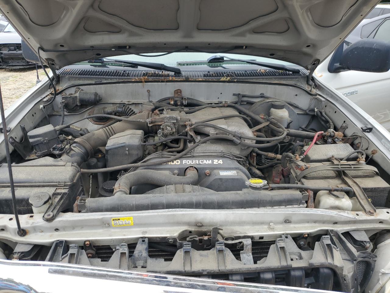 2002 Toyota Tacoma Xtracab VIN: 5TEWN72N02Z886823 Lot: 60994264