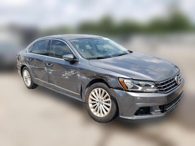  VOLKSWAGEN PASSAT 2017 Сірий