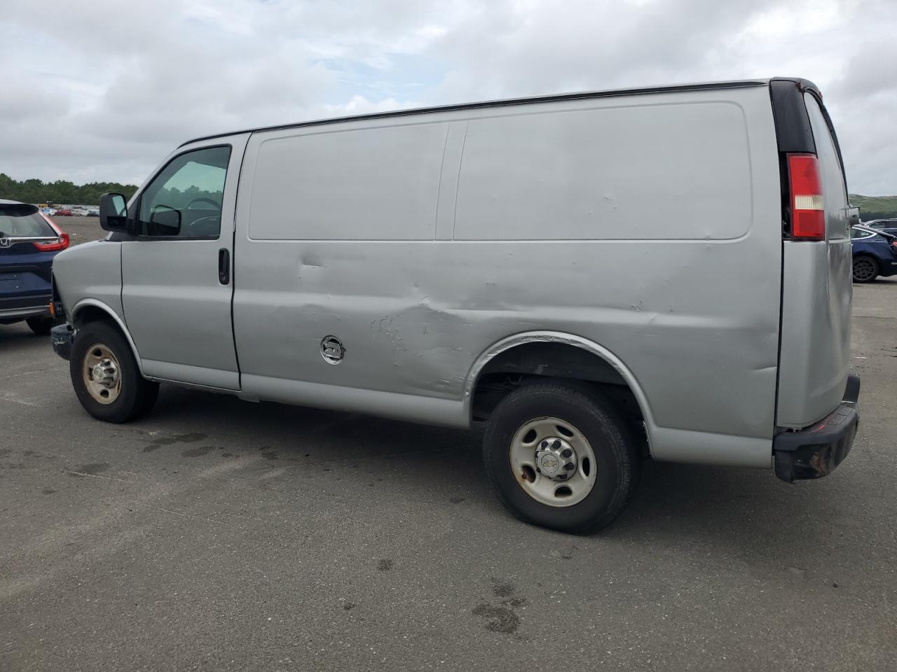 2012 Chevrolet Express - Image 2