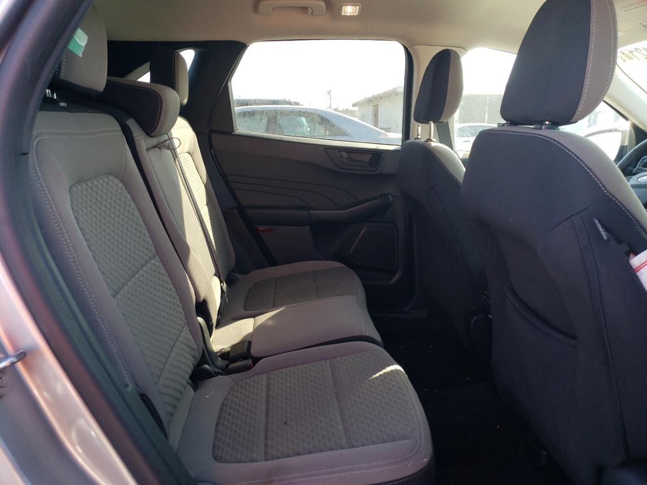 2022 Ford Escape Se VIN: 1FMCU0G64NUB34355 Lot: 63101214