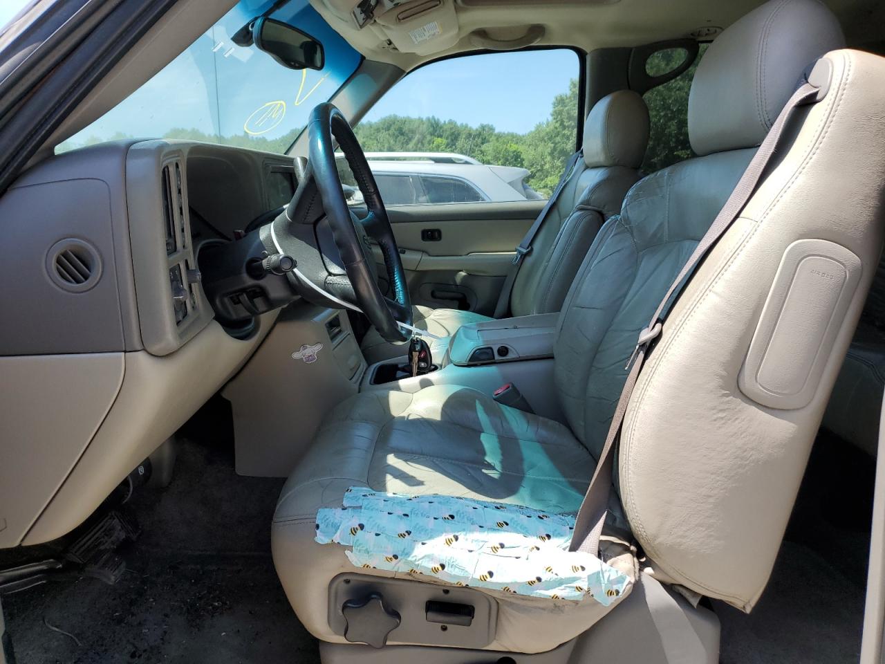 2002 Chevrolet Tahoe K1500 VIN: 1GNEK13Z92R322464 Lot: 61723324