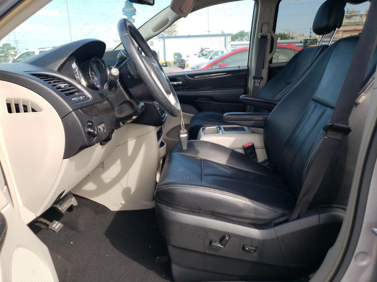 2015 Chrysler Town & Country Touring VIN: 2C4RC1BG6FR695484 Lot: 61927924