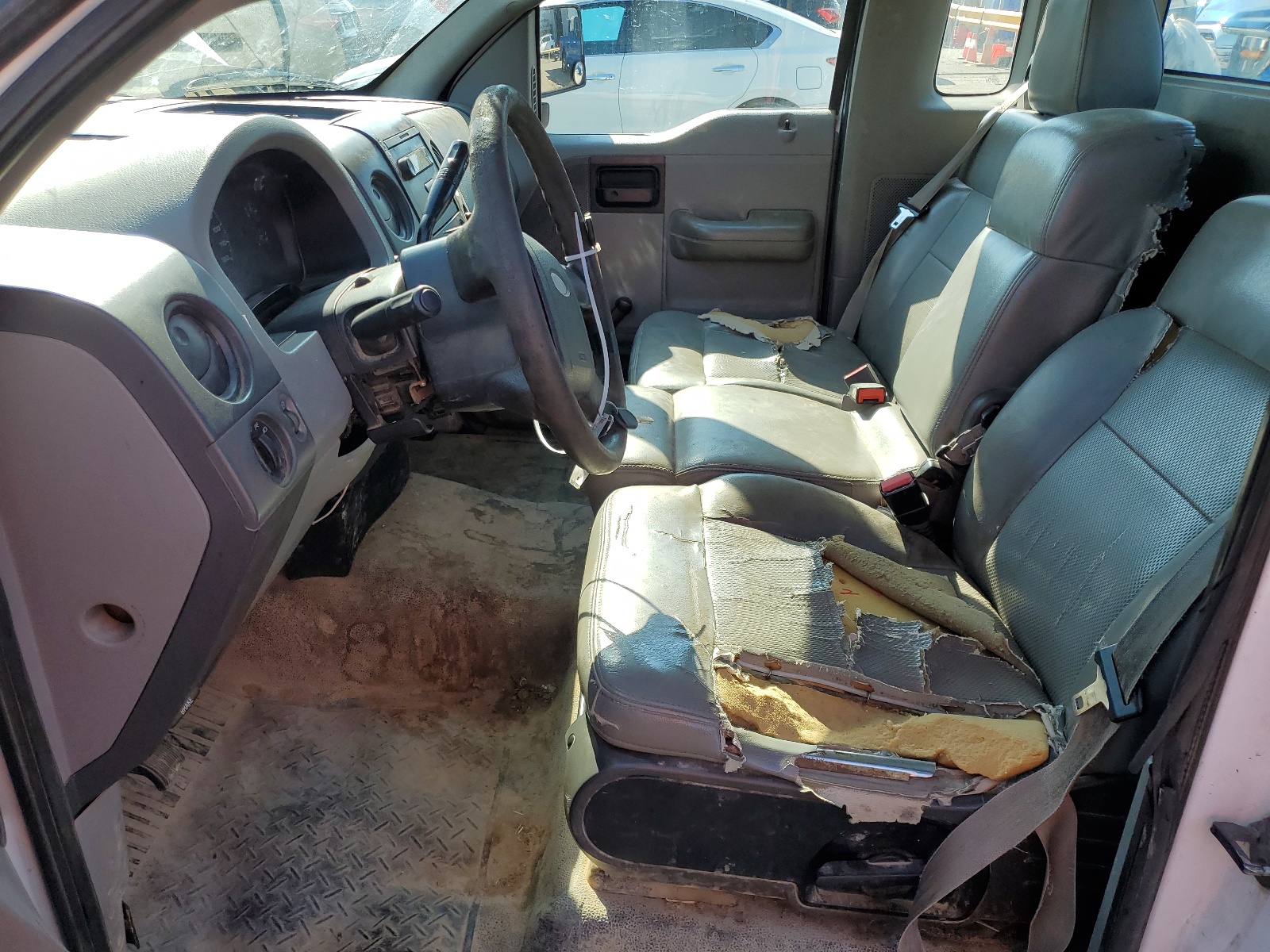 1FTRF12217NA58416 2007 Ford F150